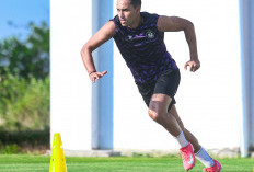Ezra Walian Kapten Baru Persik Kediri Musim 2025/2026