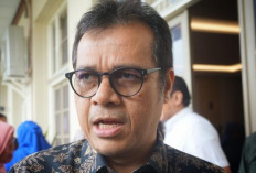 Komdigi Sambut Baik Usul Luhut untuk Buat AI Tandingan DeepSeek  