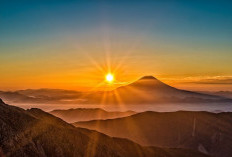 Menapaki Pesona Sibayak,   Gunung Api Eksotis di Jantung Karo