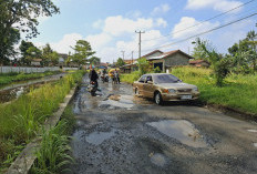 Ratusan Kilometer Jalan Rusak,  DPRD ‘Ditantang’ Berjuang  Tuntaskan Masalah Infrastruktur