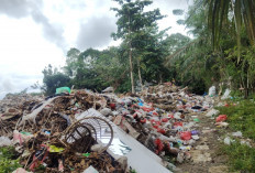 Keluhkan Tumpukan Sampah, Warga Tutup Sementara   Jalan Menuju TPA Sampah