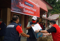 Telkomsel Percepat Pemulihan 1.500 Site dan  Salurkan Bansos untuk Warga Aceh Tamiang