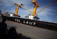 Kapal Distribusi Pangan ke Kepulauan Seribu Kembali Beroperasi Setelah Cuaca Ekstrem