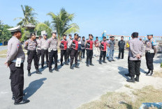 Polres Laksanakan Pengamanan Bersih-bersih Pantai