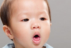 Tips Mengatasi Batuk pada Bayi di Rumah secara Aman