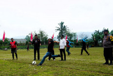 Turnamen Sepak Bola Peratin Padang Cahya Cup II Dibuka