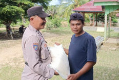 Jaga Kondusifitas Jelang Pilkada, Bhabinkamtibmas Polsek Bengkunat Sambangi Warga