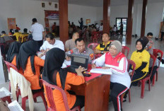 Polres Lambar Periksa Kondisi  Personel Secara Menyeluruh