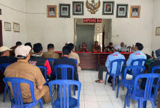 Tim Kecamatan Kebun Tebu Lakukan  Monev APBP Tahap I di Pekon Purajaya