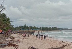 Pantai Labuhan Jukung Mulai Ramai Pengunjung