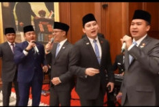 Momen Mayor Teddy dan Menlu Sugiono Nyanyikan 'Kuch Kuch Hota Hai' di Hadapan Presiden India