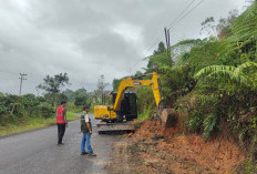 Cegah Kerusakan Jalan, BPJN Bersihkan Bahu Jalan Nasional 