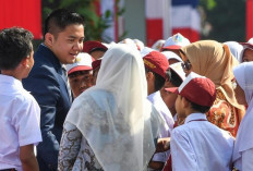 Diusulkan Jadi Duta Sekolah Rakyat, Teddy Indra Wijaya Dapat Dukungan dari Kepala Sekolah