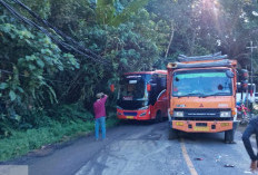 Warga Soroti Ketegasan Petugas, Pengemudi R6 ‘Ngeyel’   Terobos Jalan Amblas di KM 22