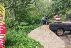 Perbaikan Swadaya Ruas  Jalan Penataran–Sukarame Dimulai