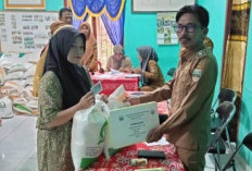 97 KPM Batu Raja Terima  Bantuan Pangan Beras
