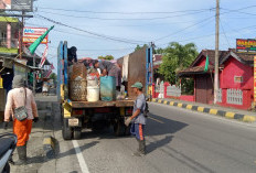 DLH Pesisir Barat Ajak Masyarakat Peduli Sampah