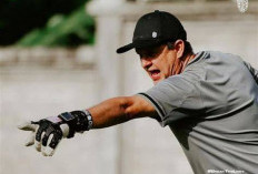 Curhat Johnny Jansen: Cara Klub Indonesia Cari Pemain Bikin Kaget Pelatih Bali United