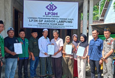 GP Ansor Pesbar Bagikan Sertifikat Halal untuk Puluhan UMK