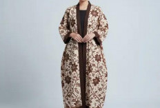 7 Model Outer Panjang  Kimono Motif Floral, Tren Fashion 2025 yang Feminin dan Stylish