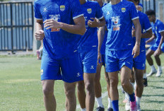 Persib Tanpa 12 Pemain Tetap Siap Hadapi PSBS