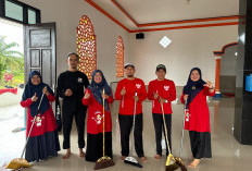 Baksos HAB ke-80,  Bersihkan Tempat Ibadah  dan Salurkan Paket Sembako
