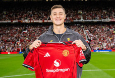 Benjamin Sesko Resmi Gabung MU, Siap Jadi Mesin Gol Baru