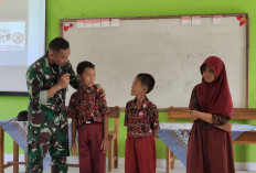 Tanamkan Nasionalisme Sejak Dini, Kodim 0422/LB Gelar Wawasan Kebangsaan di SDN 19 Krui