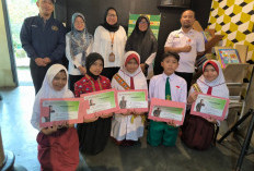 Lima Finalis Tampil Memukau  di Ajang “Marga Liwa Berpuisi II”