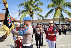 Peringati HUT Ke-2,  Polres Pesbar Gelar Upacara   dan Tradisi Pencucian Tunggul