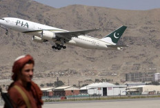 Waduh, Pesawat Pakistan Mendarat di Landasan Pacu yang Salah  