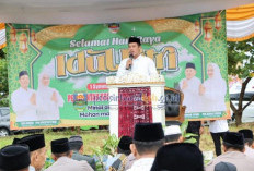 Bupati-Wabup Pesbar Sholat Idul Fitri di Lapangan Labuhan Jukung