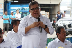 Fahri Hamzah Resmi Jadi Komisaris BBTN, Ini Perjalanan Karier dan Pendidikannya