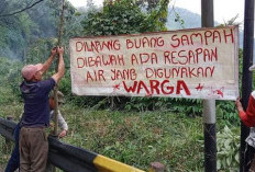 Aparat dan Warga Pekon Sukapura Ingatkan Oknum Tidak Buang Sampah Sembarangan