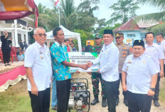 Pemkab Berikan Bantuan Perumahan  untuk Korban Kebakaran di Pesbar