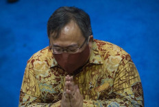 Penasihat Khusus Presiden RI  Lepas 5 Kursi Komisaris Perusahaan