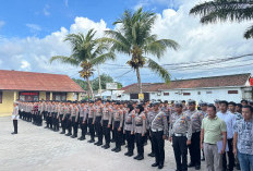 Sambut Pelantikan Presiden-Wakil Presiden RI, Gelar Apel Siaga di Halaman Mako Polres Pesisir Barat