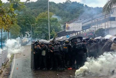 Demo AMPPTAP Jayapura Ricuh, Massa dan Polisi Bentrok di Abepura