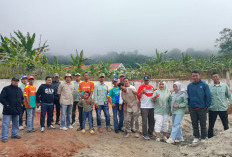 Peratin Sukapura Tinjau  Pembangunan Gerai KDMP