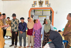 12 Warga Sukadamai Terima BLT-DD,   Warga Diimbau Waspada Harimau
