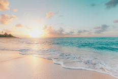 Pantai Aruna Surga Tersembunyi untuk Honeymoon Romantis di Lampung