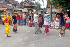 SDN 106 Lemong Gelar Pawai Budaya Meriahkan HUT ke-80 RI