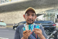 Sewa Kartu e-Money di Halte Bundaran HI, Irdian Raup Keuntungan Ratusan Ribu Per Hari