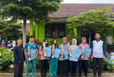 Dominasi Ajang FK2MA,  Siswa MAN 1 Lambar Terima Hadiah