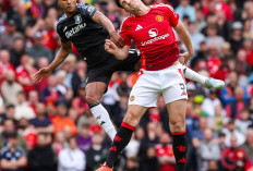 Unai Emery Soroti Keputusan Kontroversial Wasit Usai Kekalahan Aston Villa dari Manchester United