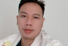 Vicky Prasetyo Jalani Tradisi Mandi Kembang Sebelum Shalat Idul Fitri