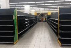 Gerai Lulu Hypermarket Menyusut,   Rak Kosong dan Produk Terbatas 