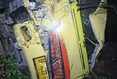 Lakalantas Tunggal, Truk Muatan Jeruk Masuk Sungai di Jalinbar