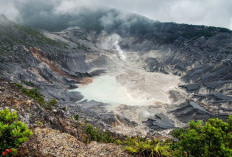 Wisata Legendaris Indonesia Penuh Cerita Rakyat