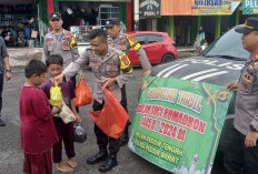 Jelang Buka Puasa Ramadhan 1445 H, Polisi Bagikan Ta’jil Gratis Untuk Pengguna Jalan